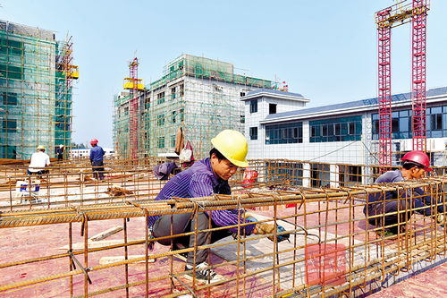 華仕欣防護(hù)用品公司抓建設(shè)搶進(jìn)度 土石方工程施工穩(wěn)步推進(jìn)